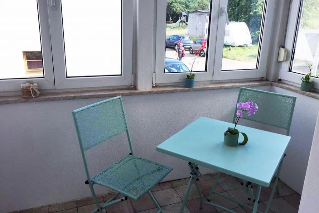 22B Grosse Wohnung Mit Balkon, Smarttv Und Wlan Korb Екстериор снимка